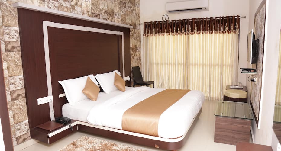 HOTEL RUDRA PLAZA, Dwarka 4